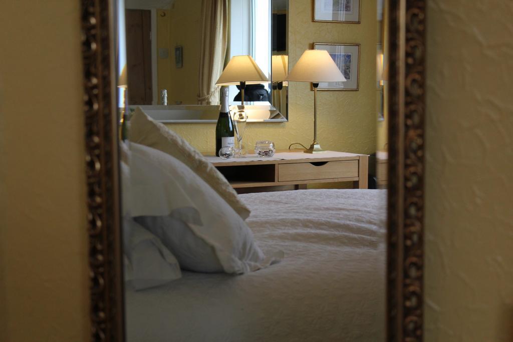Shakespeare'S View Hotel Stratford-upon-Avon Room photo